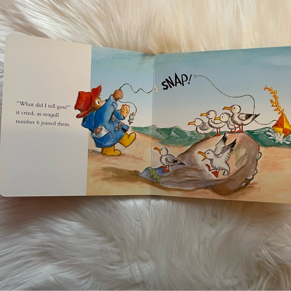 Paddington King Of The Castle Board Book - Picture 3 of 4